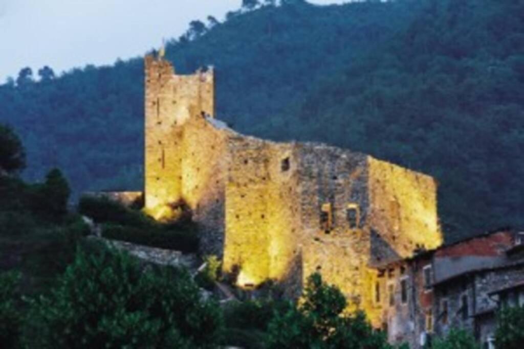 Alloggio Per Vacanze A Isolabona エクステリア 写真